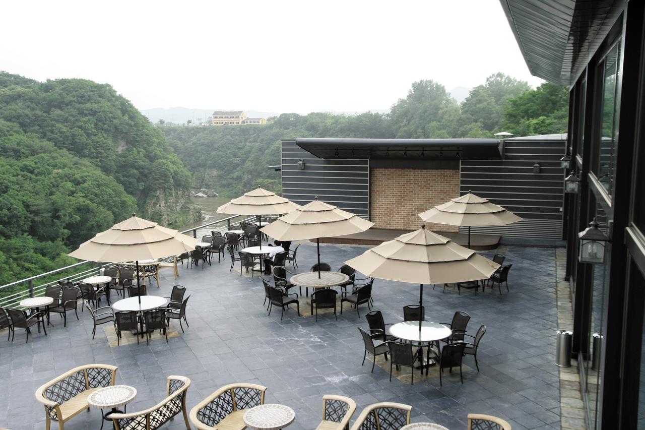 Hantan River Spa Hotel Cheorwon Екстериор снимка