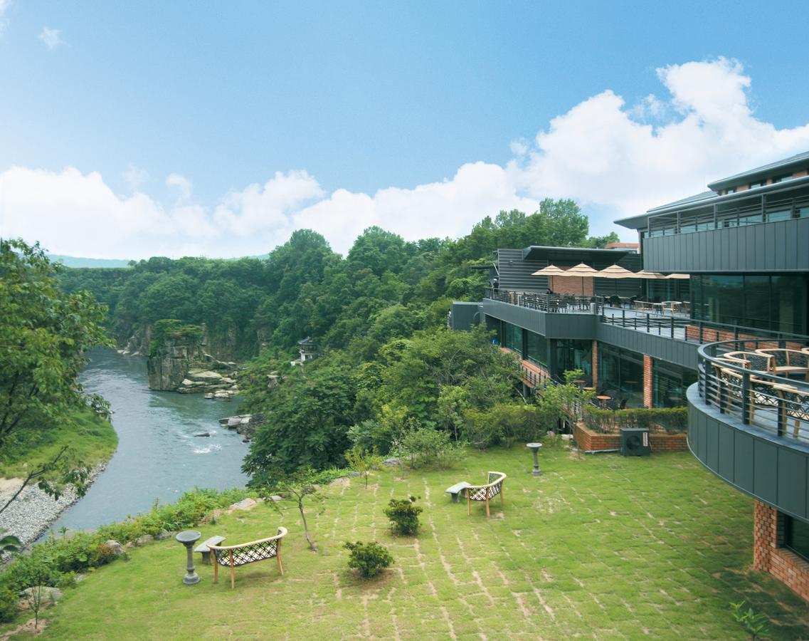 Hantan River Spa Hotel Cheorwon Екстериор снимка